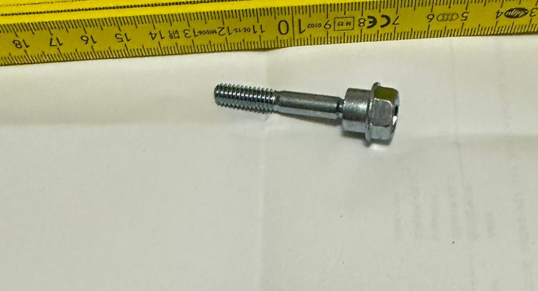 Болт срезной шнека Husqvarna